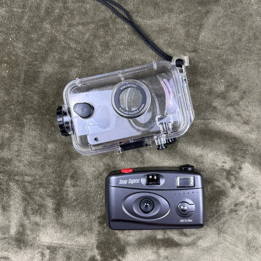 Snap Sights 35mm Film Camera Waterproof Underwater Case 100ft 30m Black Clear